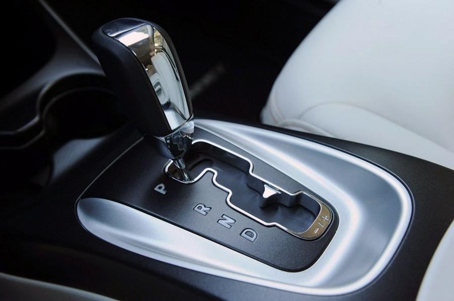  Dodge Journey 2011 года  (фото 12 из 69)
